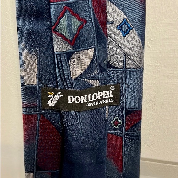 Vintage Don Loper Beverly Hills Shades of Blue Neck Tie Abstract Print USA Made - Picture 3 of 4
